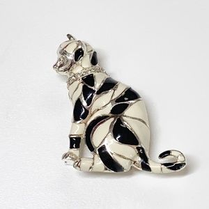 Pet Friends Ladies Brooch Pin